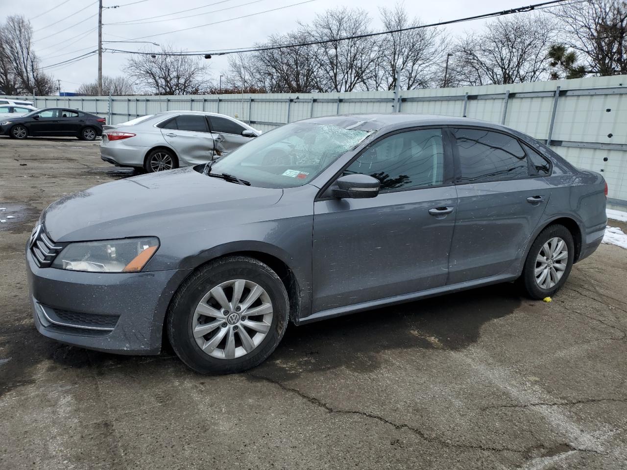 2015 Volkswagen Passat - Image 1
