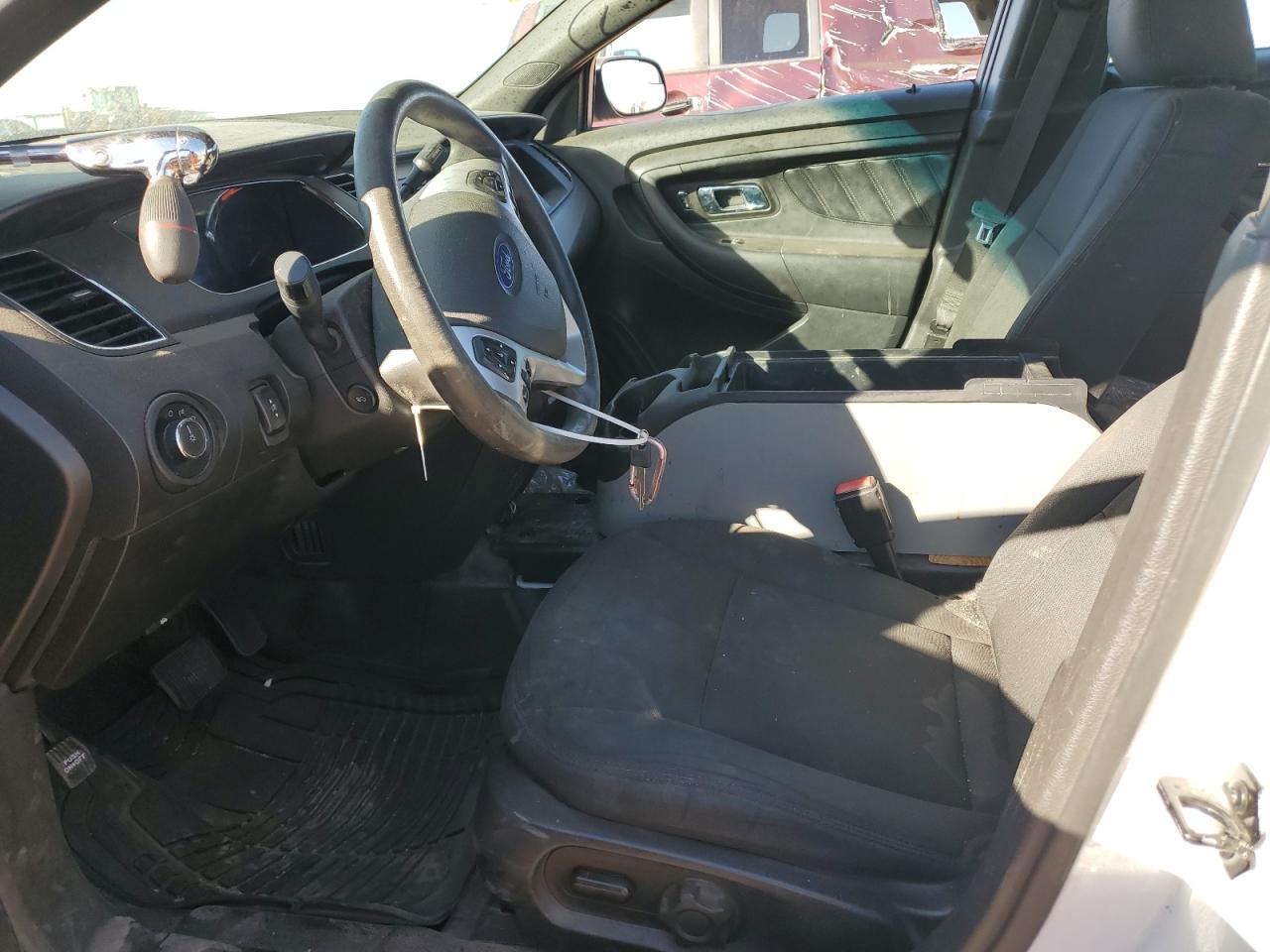 2015 Ford Taurus - Image 7