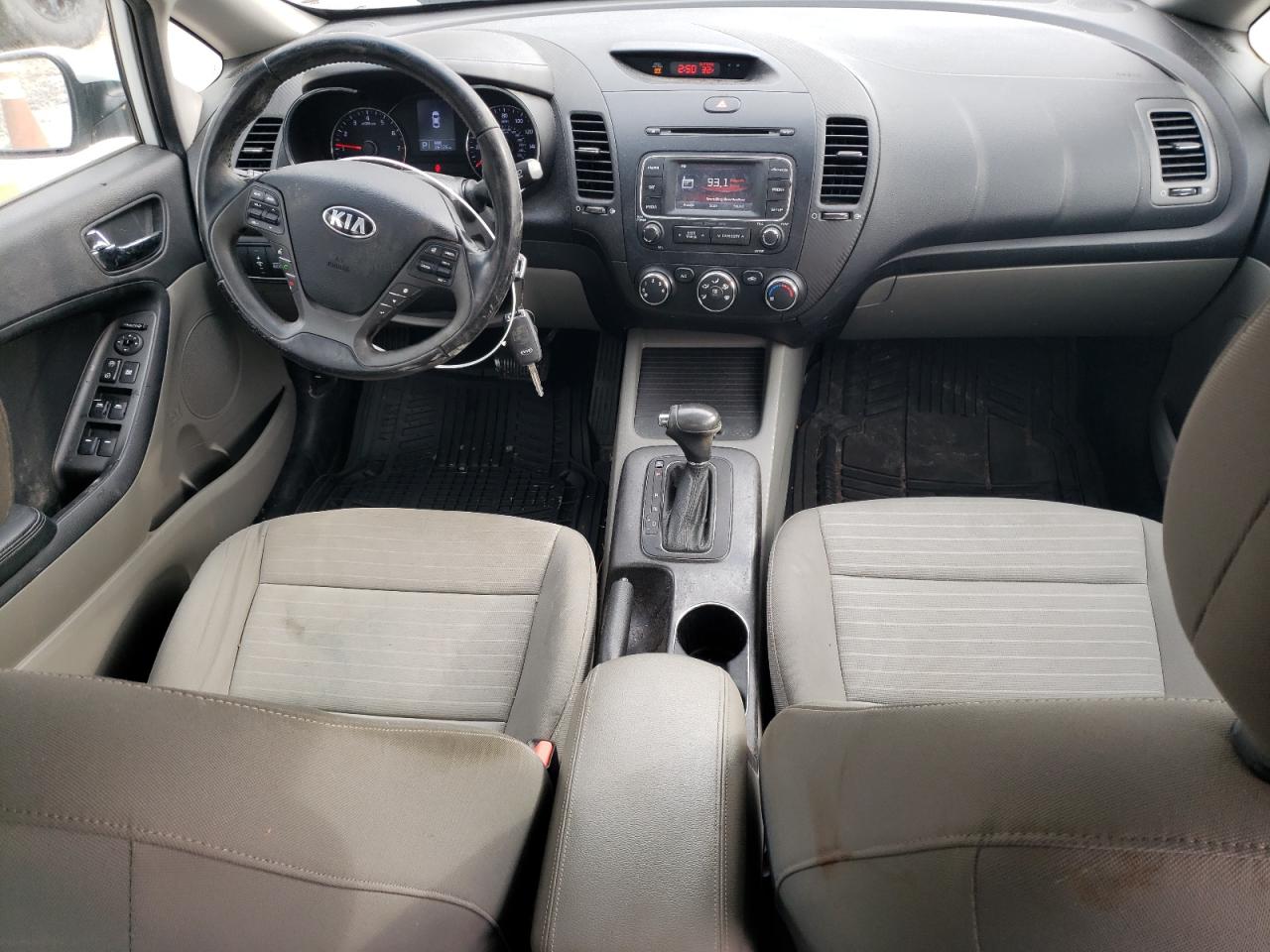 2014 Kia Forte - Image 8