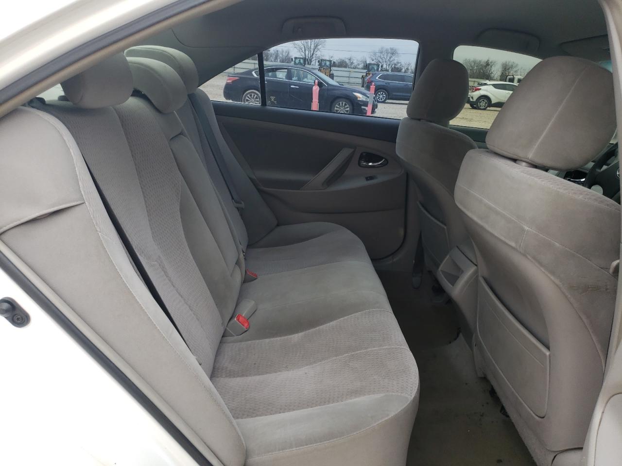 2011 Toyota Camry - Image 10