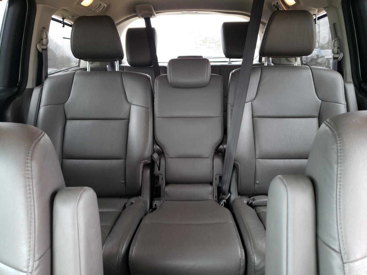 2016 Honda Odyssey - Image 10