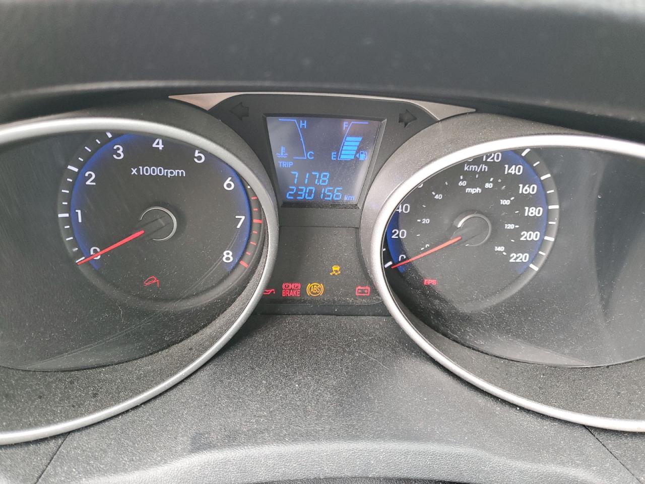 2012 Hyundai Tucson - Image 9