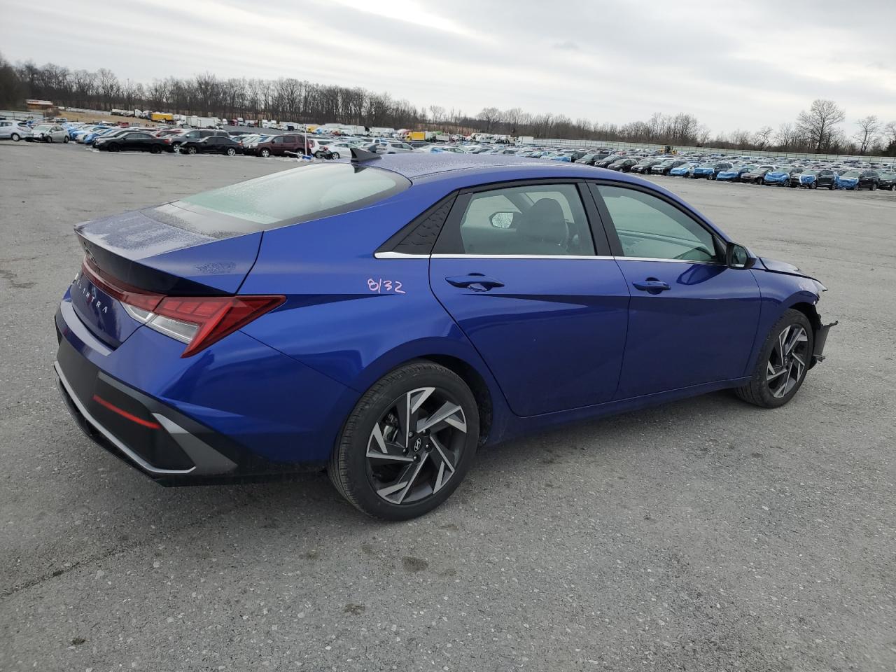 2024 Hyundai Elantra - Image 3