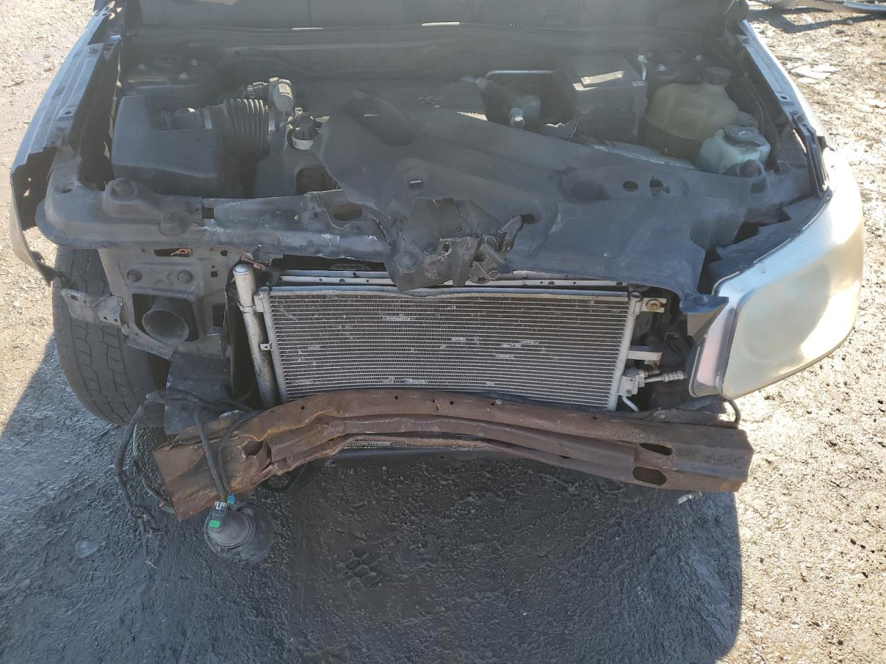 2007 Pontiac Torrent - Image 12