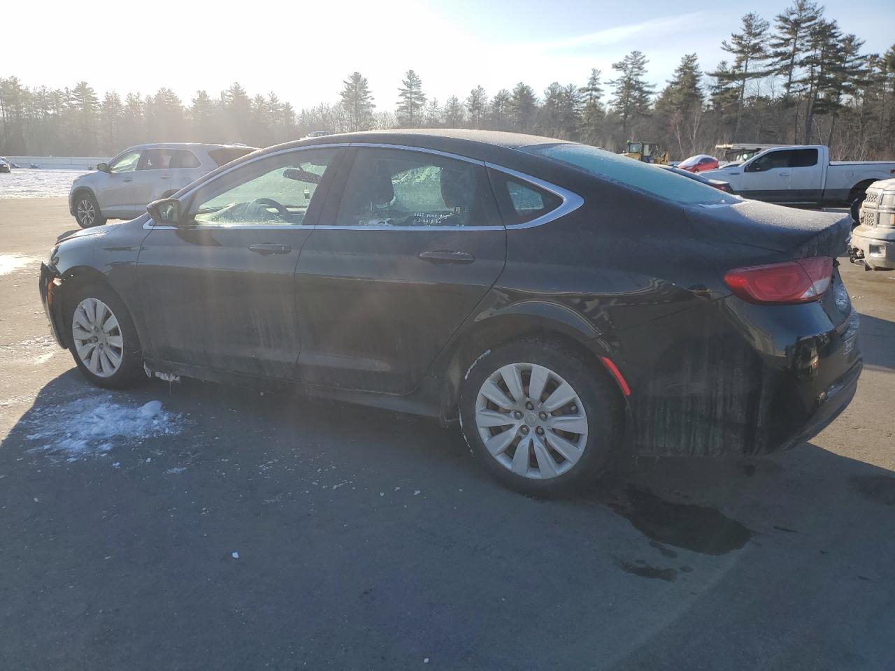 2015 Chrysler 200 - Image 2