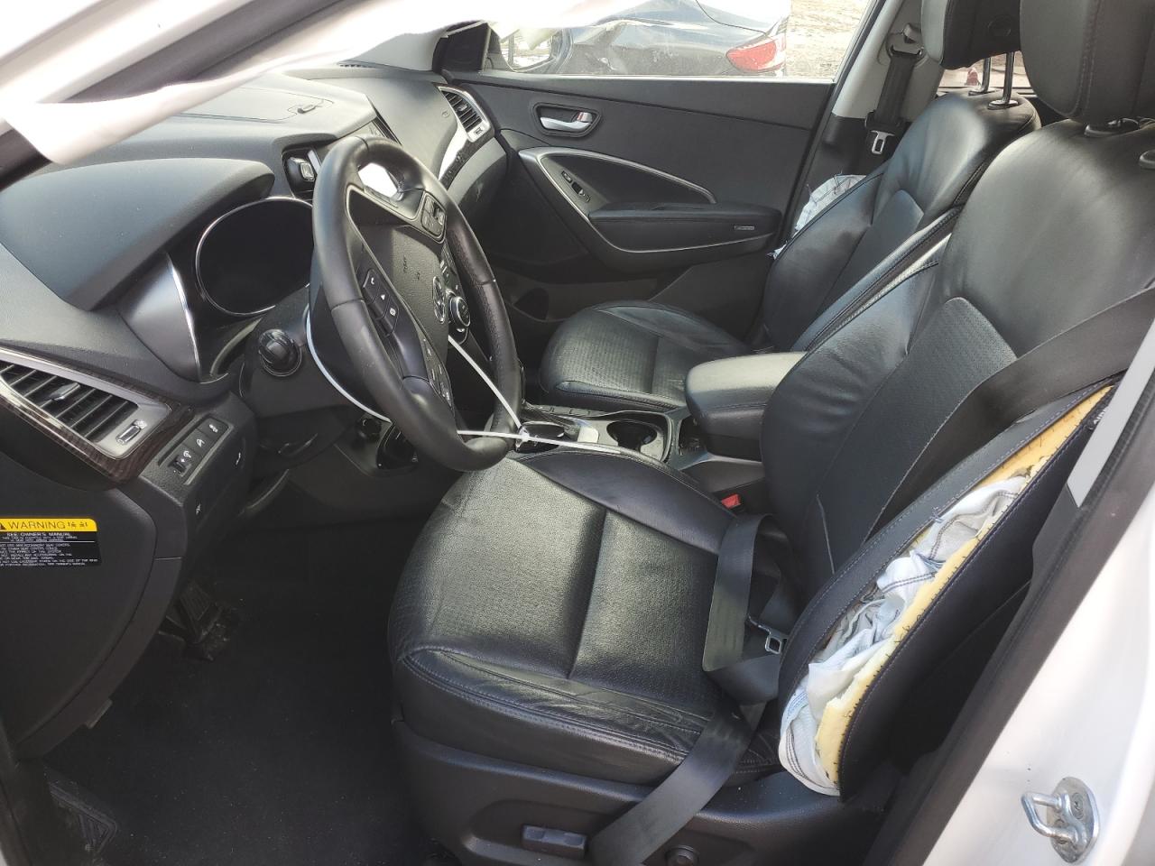 2014 Hyundai Santa Fe - Image 7