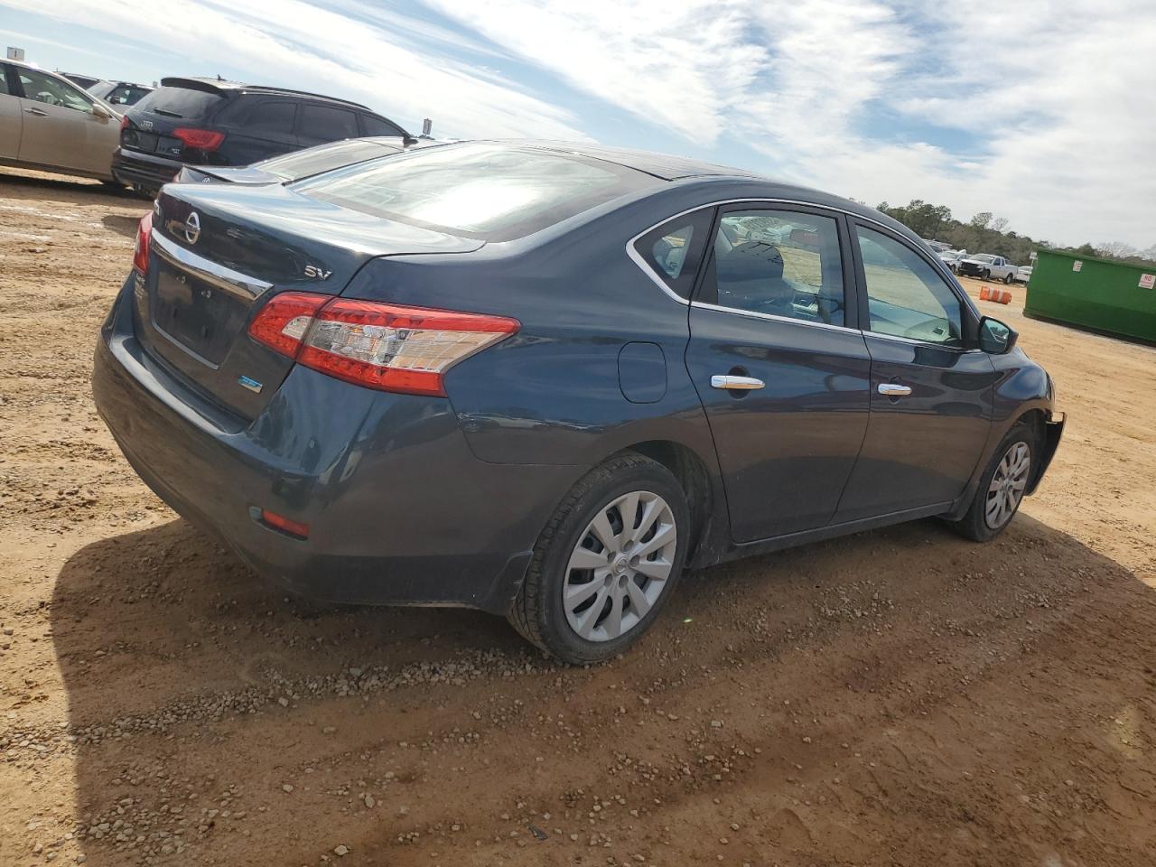 2013 Nissan Sentra - Image 3