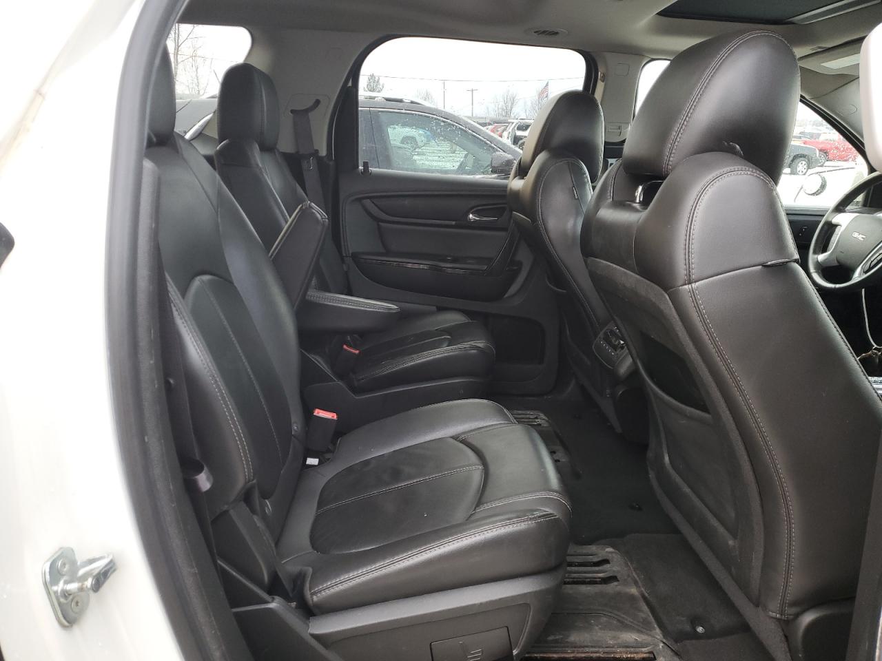 2014 GMC Acadia - Image 11