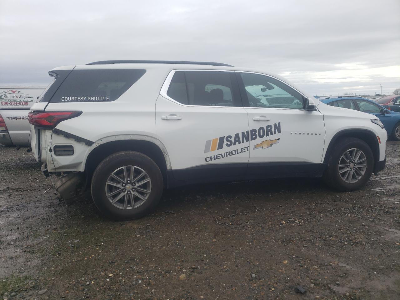 2022 Chevrolet Traverse - Image 3