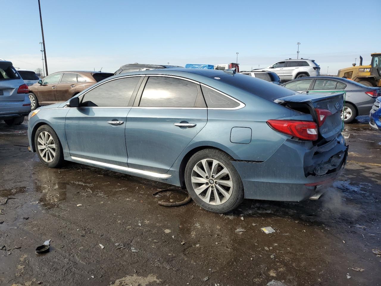 2016 Hyundai Sonata - Image 2