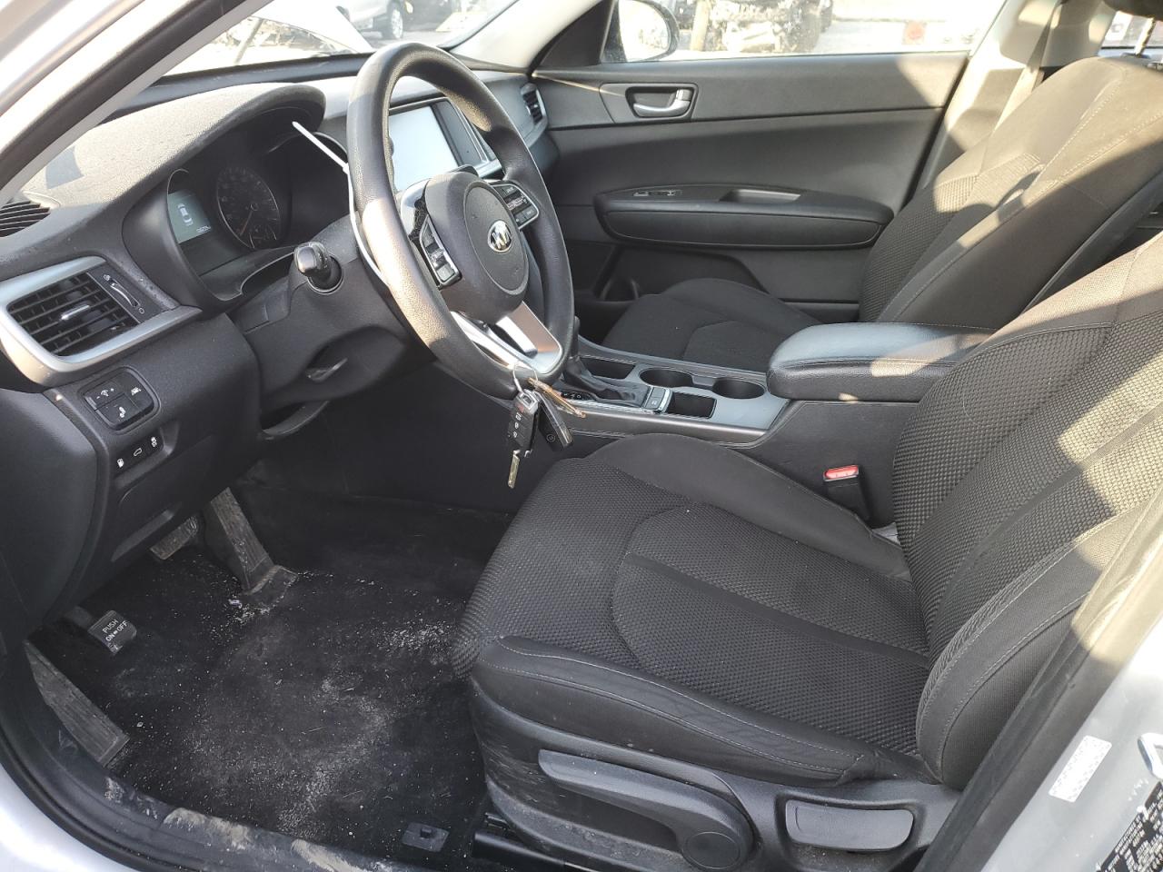 2020 Kia Optima - Image 7
