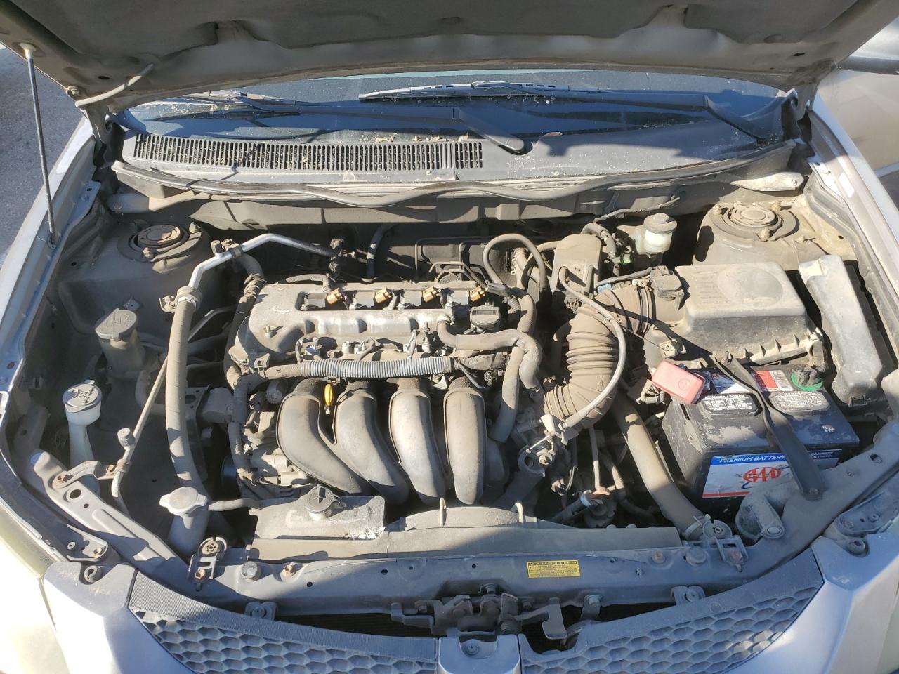 2003 Pontiac Vibe - Image 11