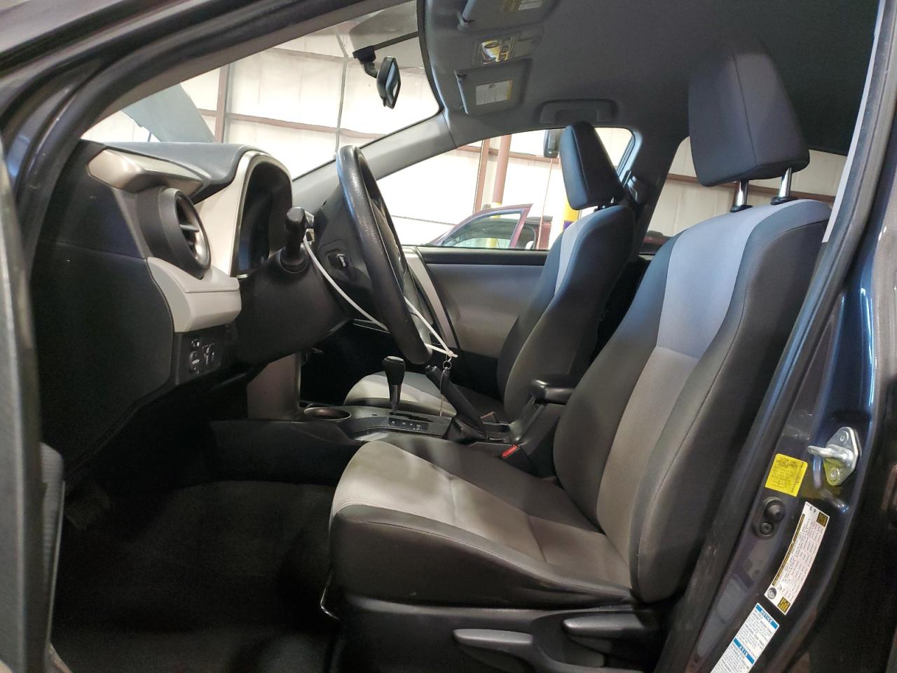 2015 Toyota RAV 4 - Image 7