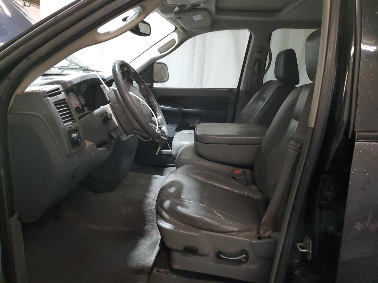 2008 Dodge RAM - Image 7