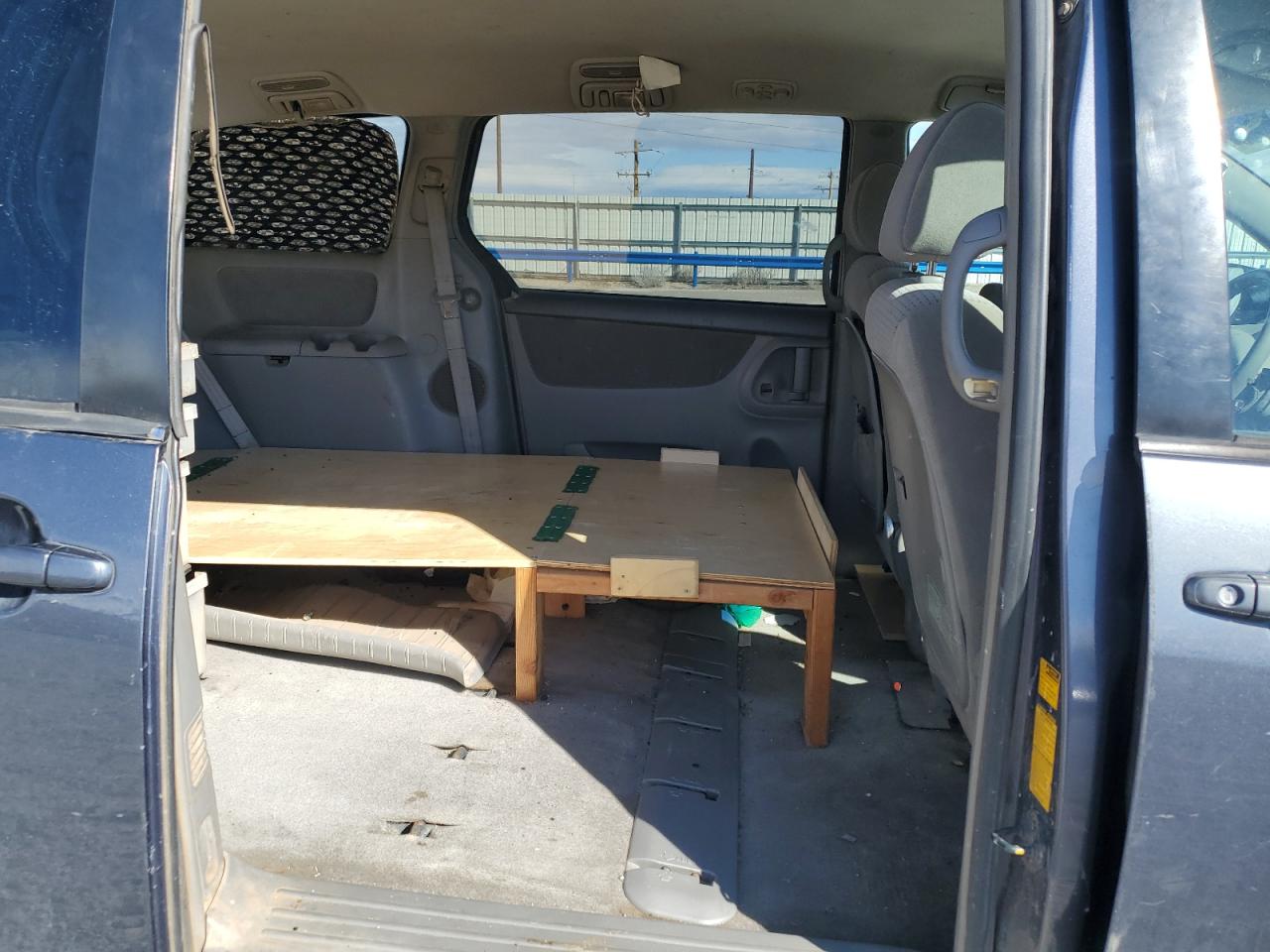 2006 Toyota Sienna - Image 12
