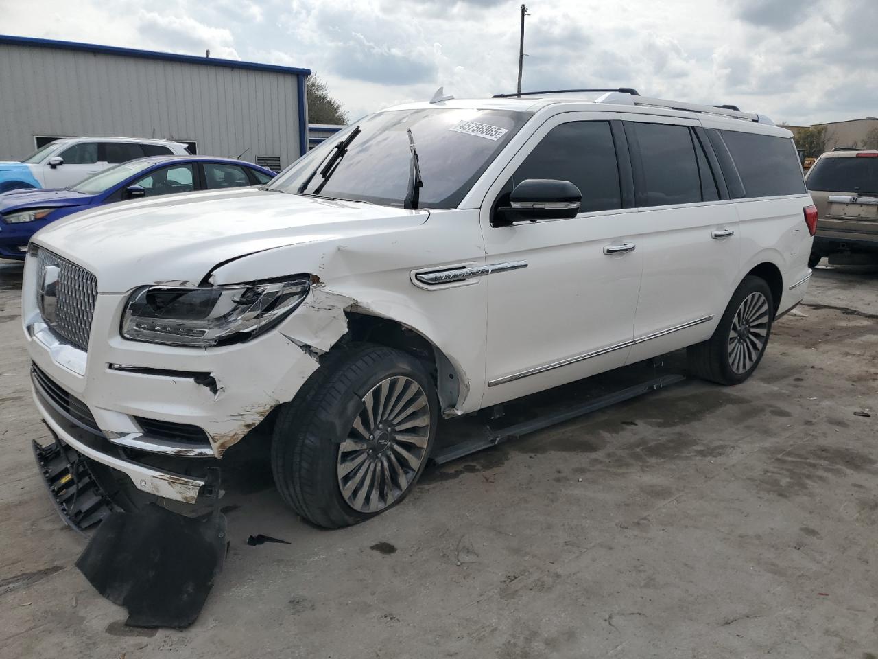 2019 Lincoln Navigator - Image 1