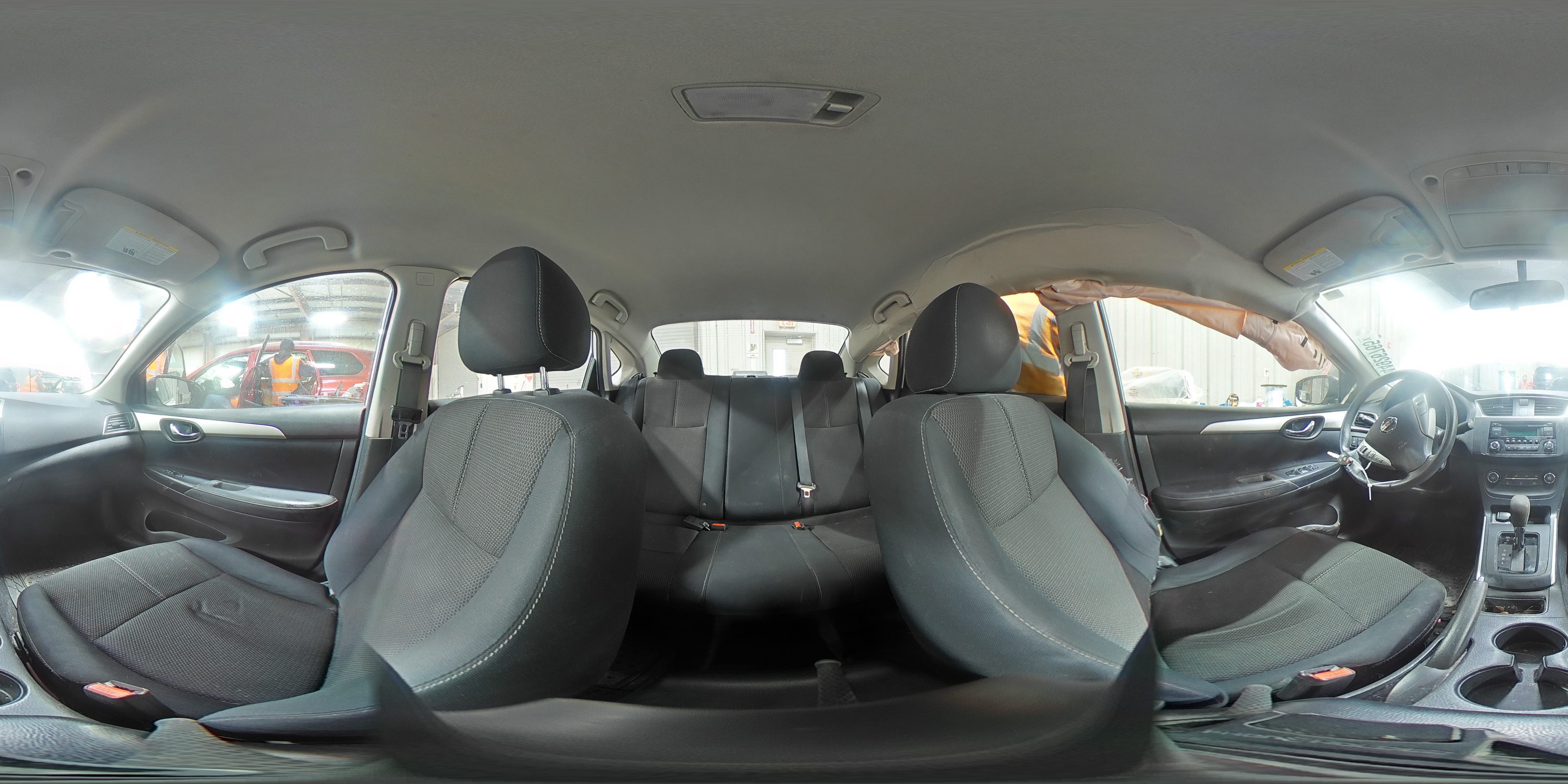 2016 Nissan Sentra - Image 14