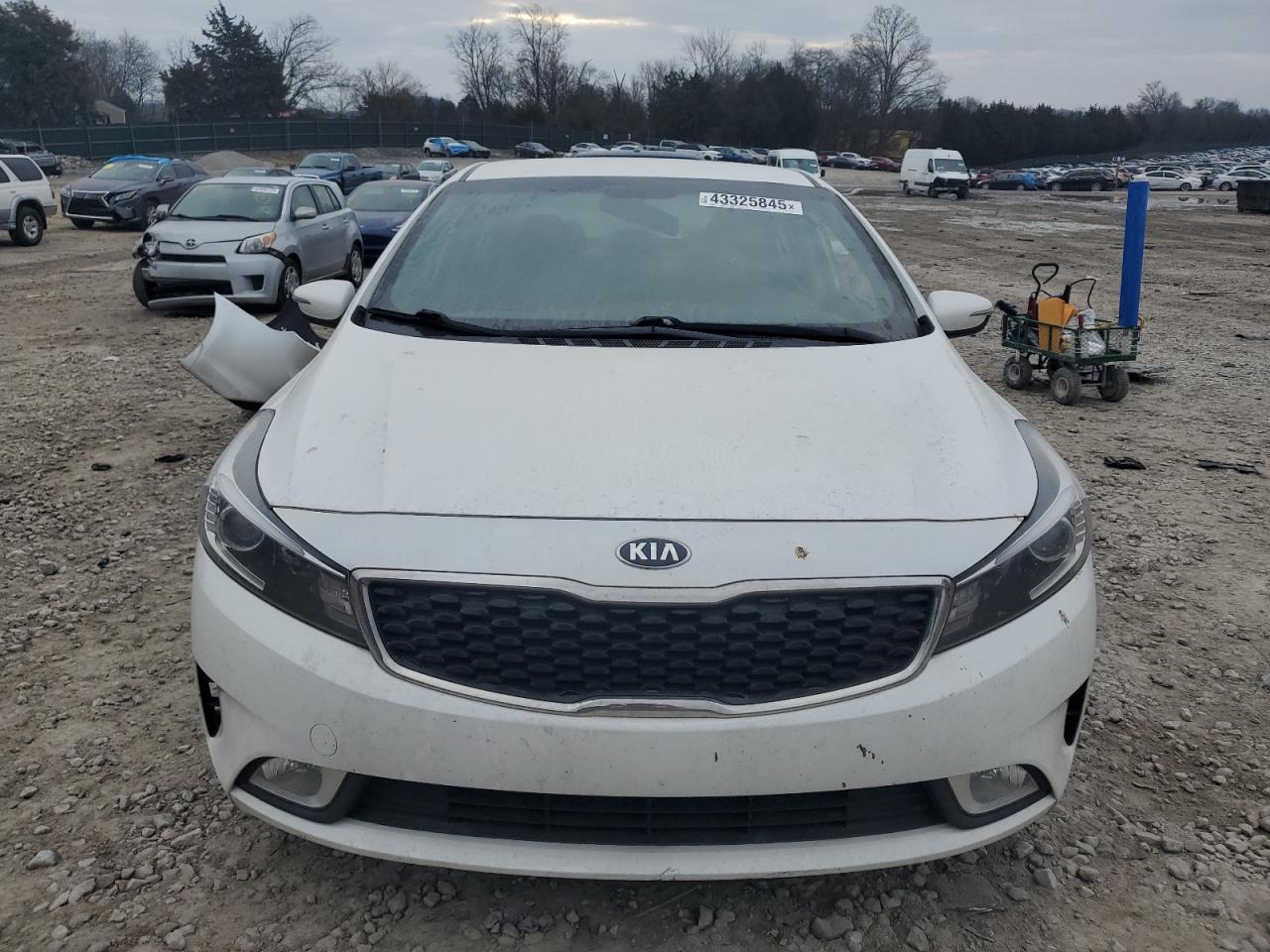 2018 Kia Forte - Image 5