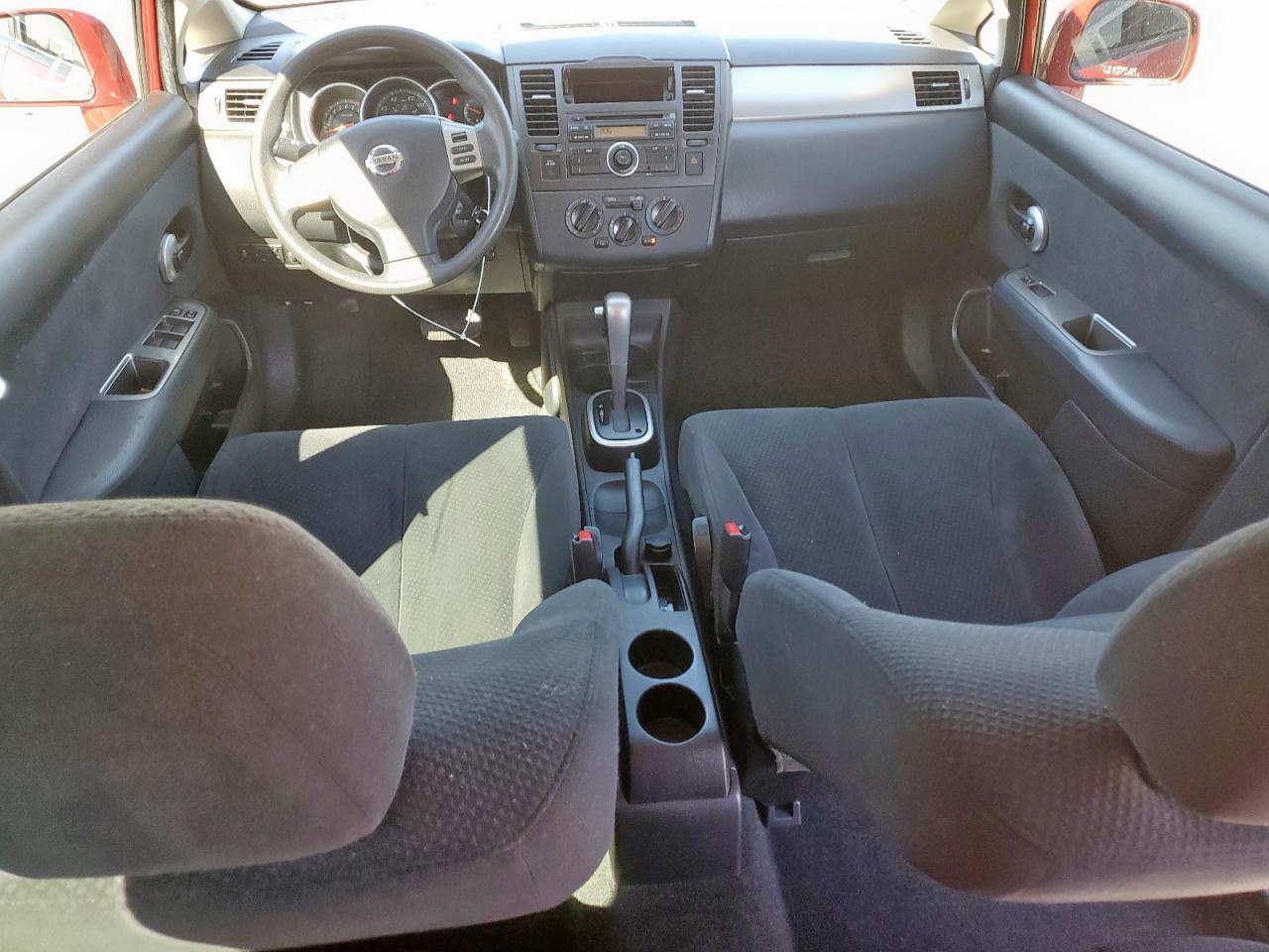 2012 Nissan Versa - Image 8