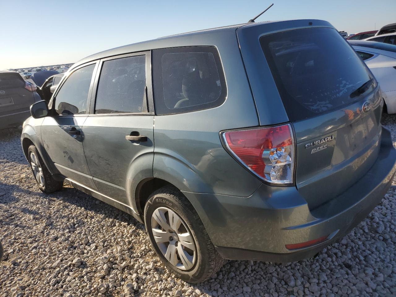 2009 Subaru Forester - Image 2