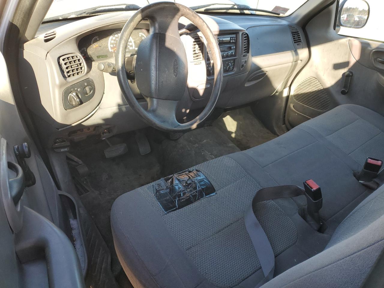 2001 Ford F-150 - Image 8