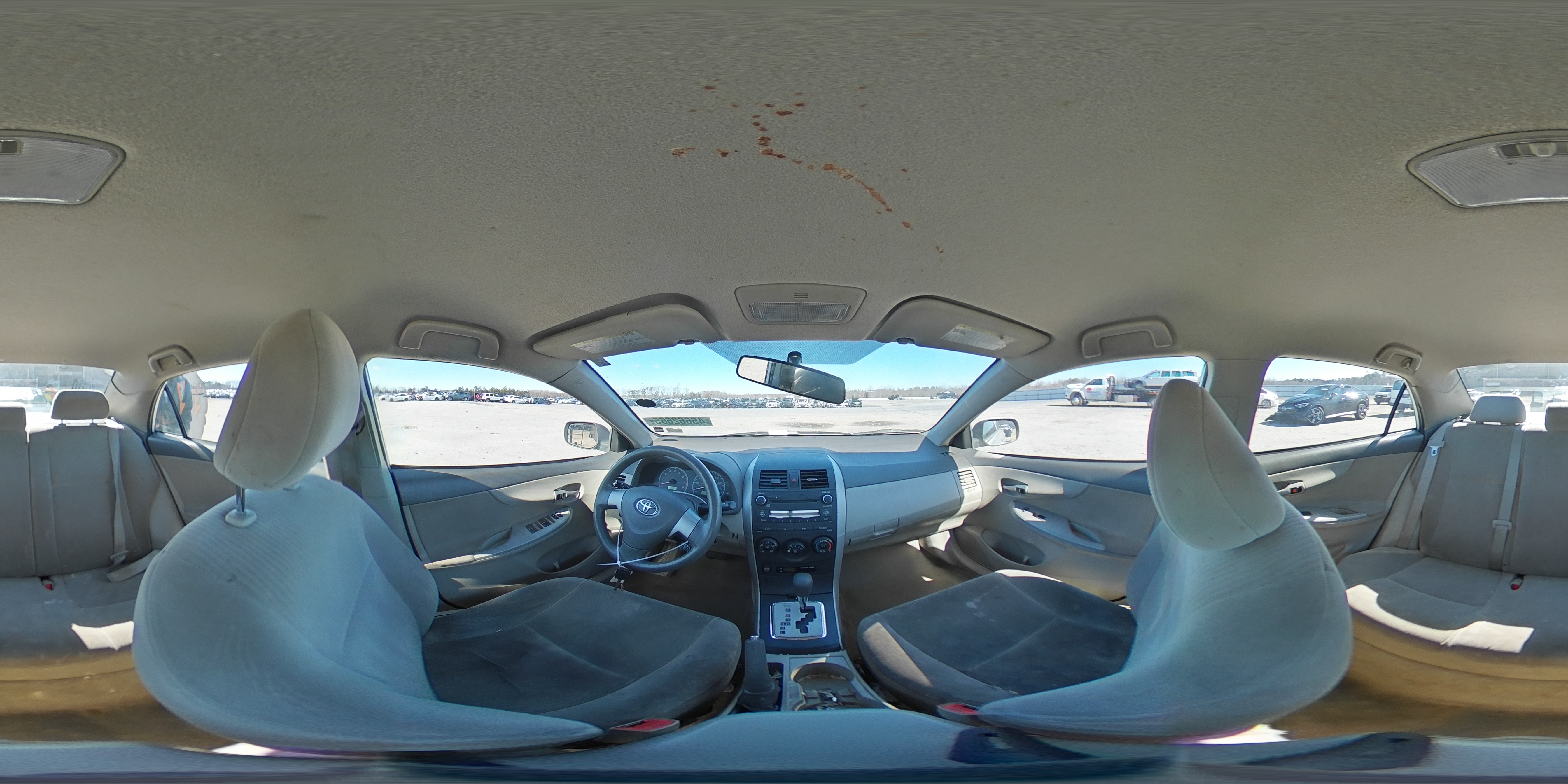 2010 Toyota Corolla - Image 13