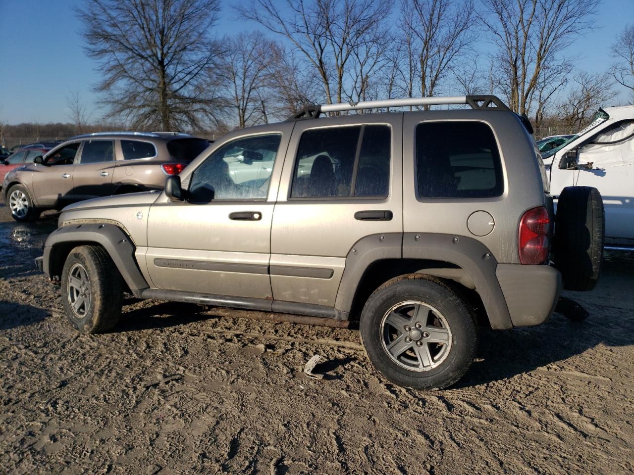 2006 Jeep Liberty (North America) - Image 2