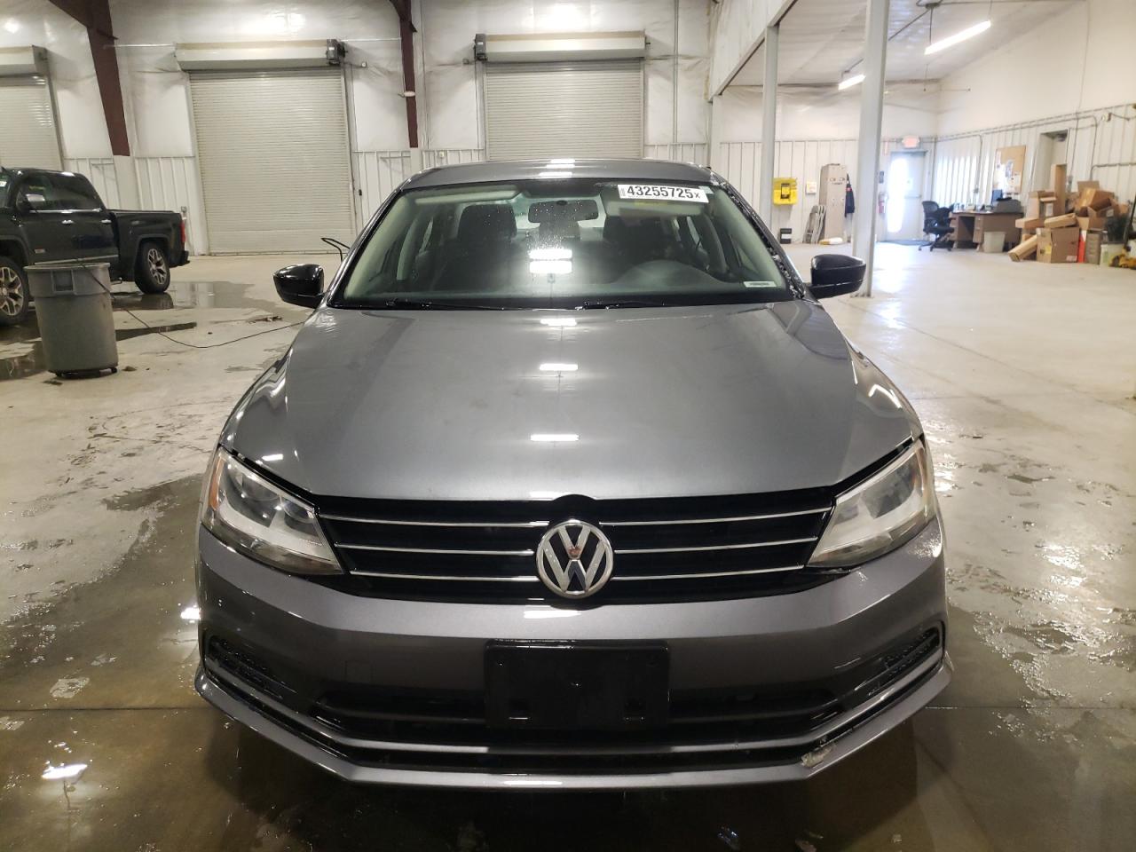 2015 Volkswagen Jetta - Image 5