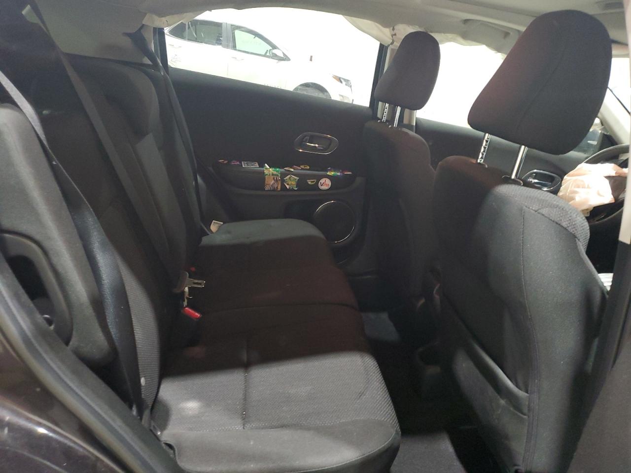 2016 Honda HR-V - Image 11