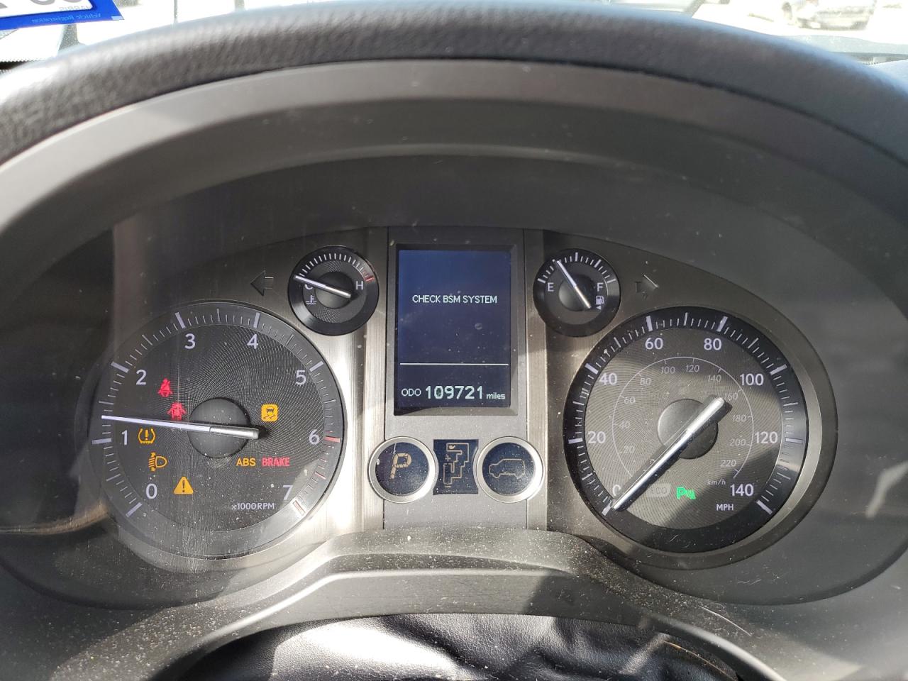 2015 Lexus GX - Image 9