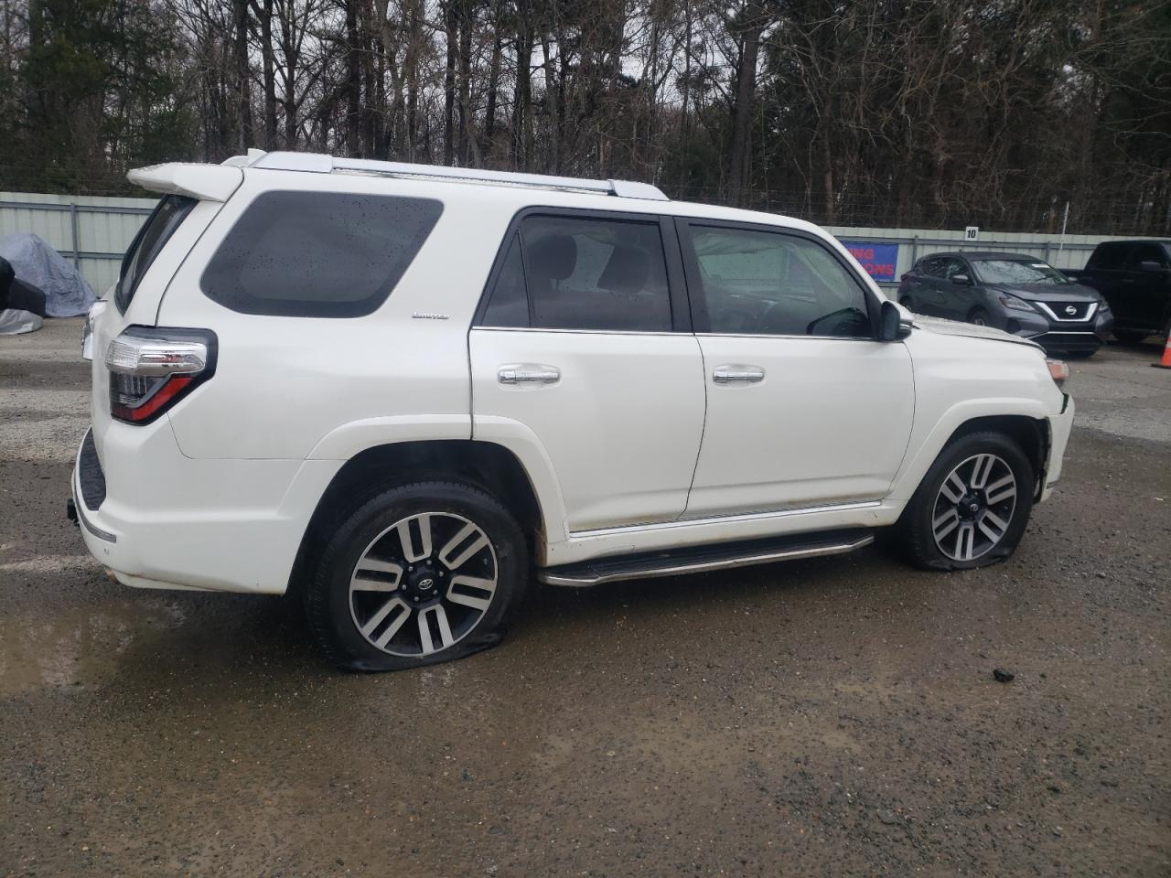 2017 Toyota 4Runner - Image 3