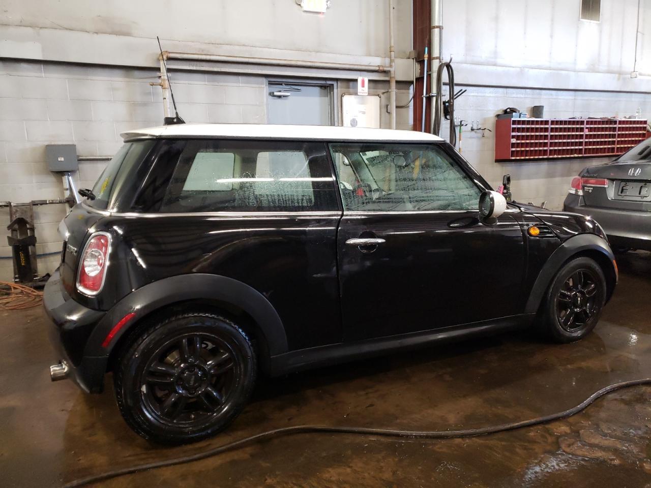 2012 MINI Cooper - Image 3