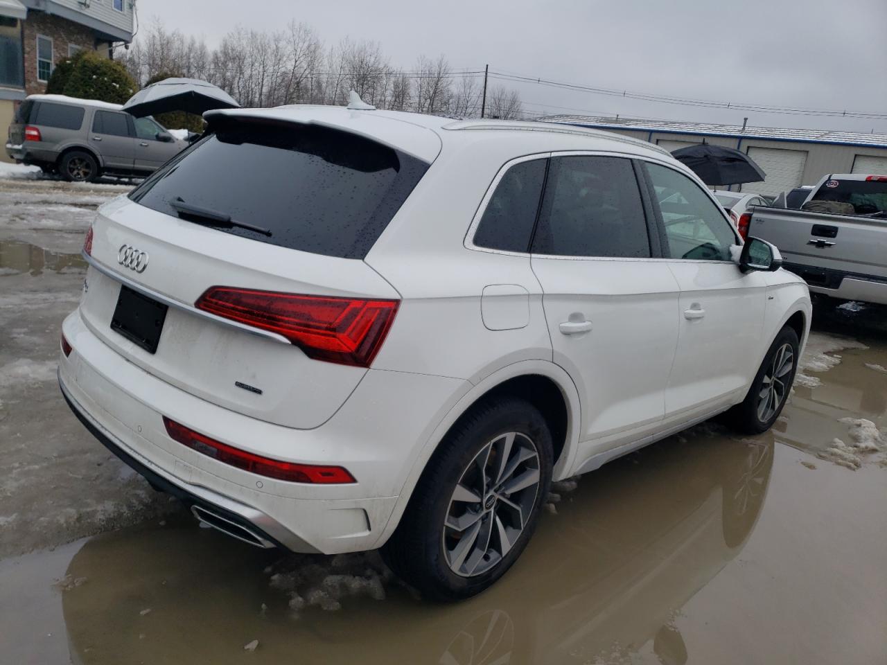 2024 Audi Q5 - Image 3