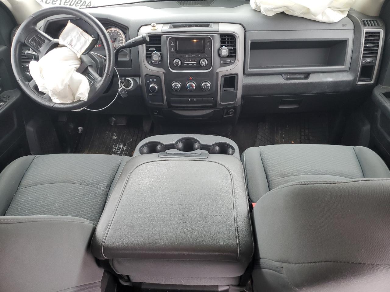 2014 RAM 1500 - Image 8