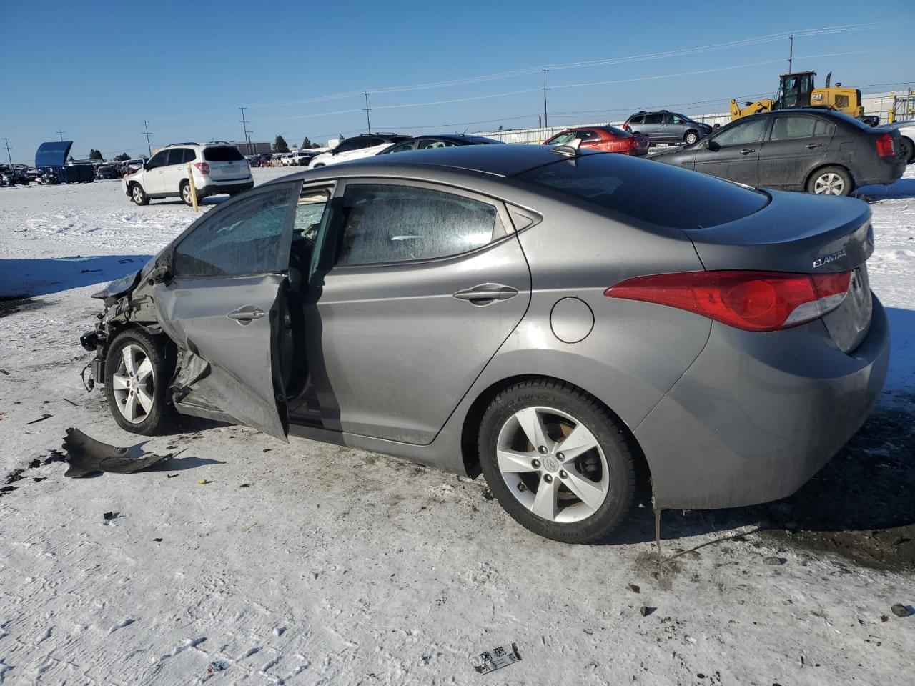 2013 Hyundai Elantra - Image 2