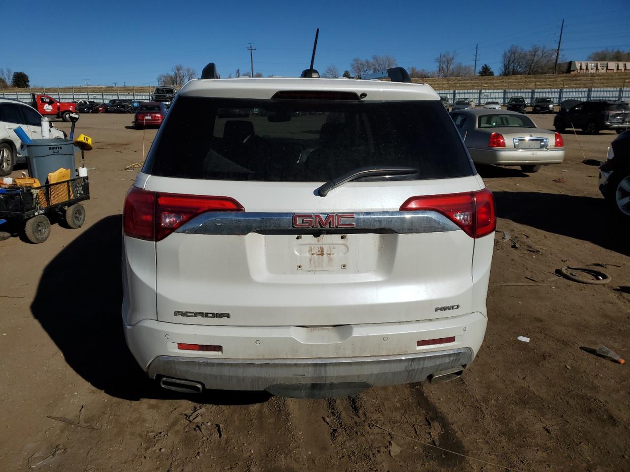 2017 GMC Acadia - Image 6