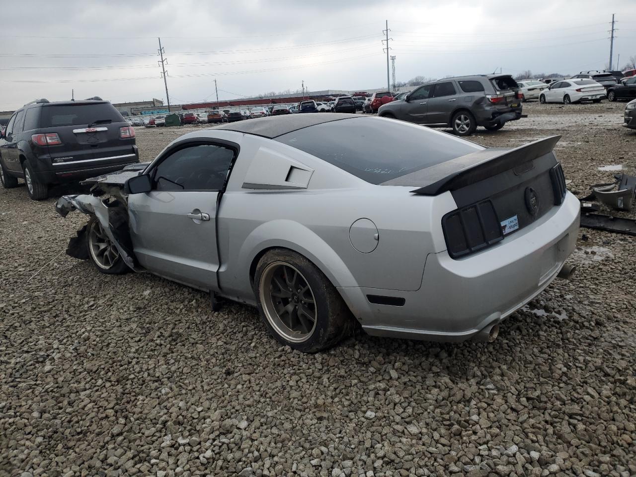 2006 Ford Mustang - Image 2