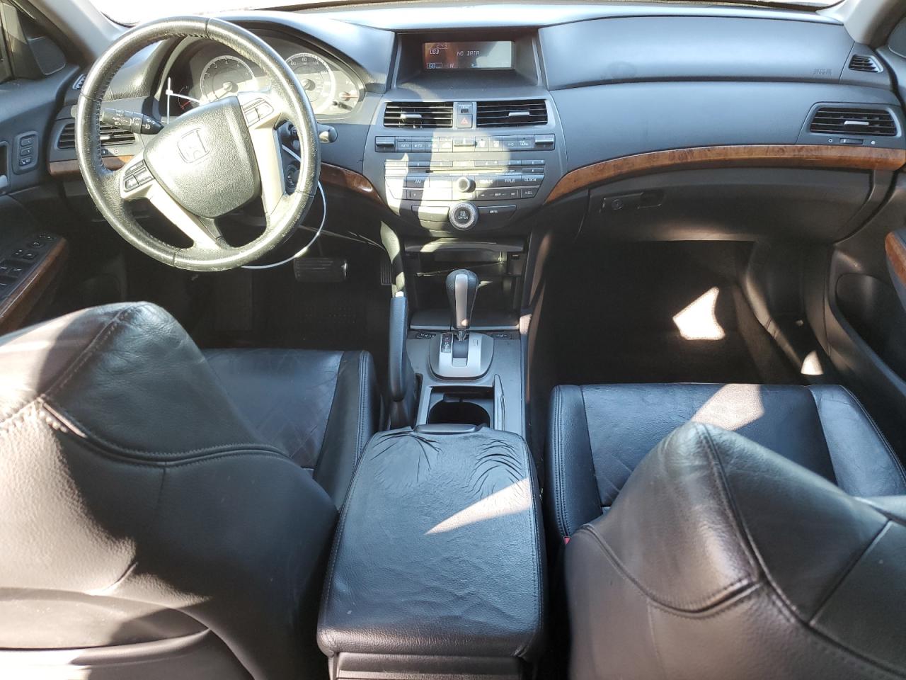 2011 Honda Accord - Image 8