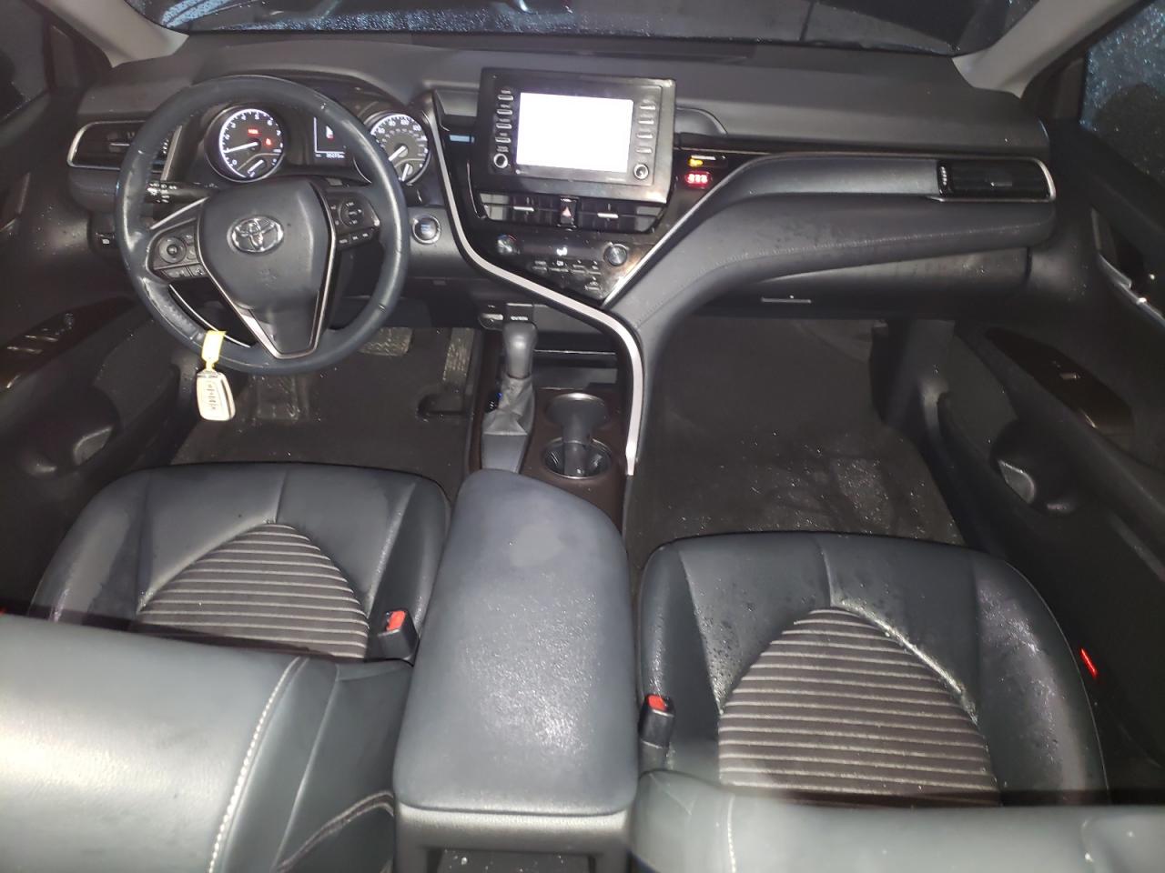 2021 Toyota Camry - Image 8