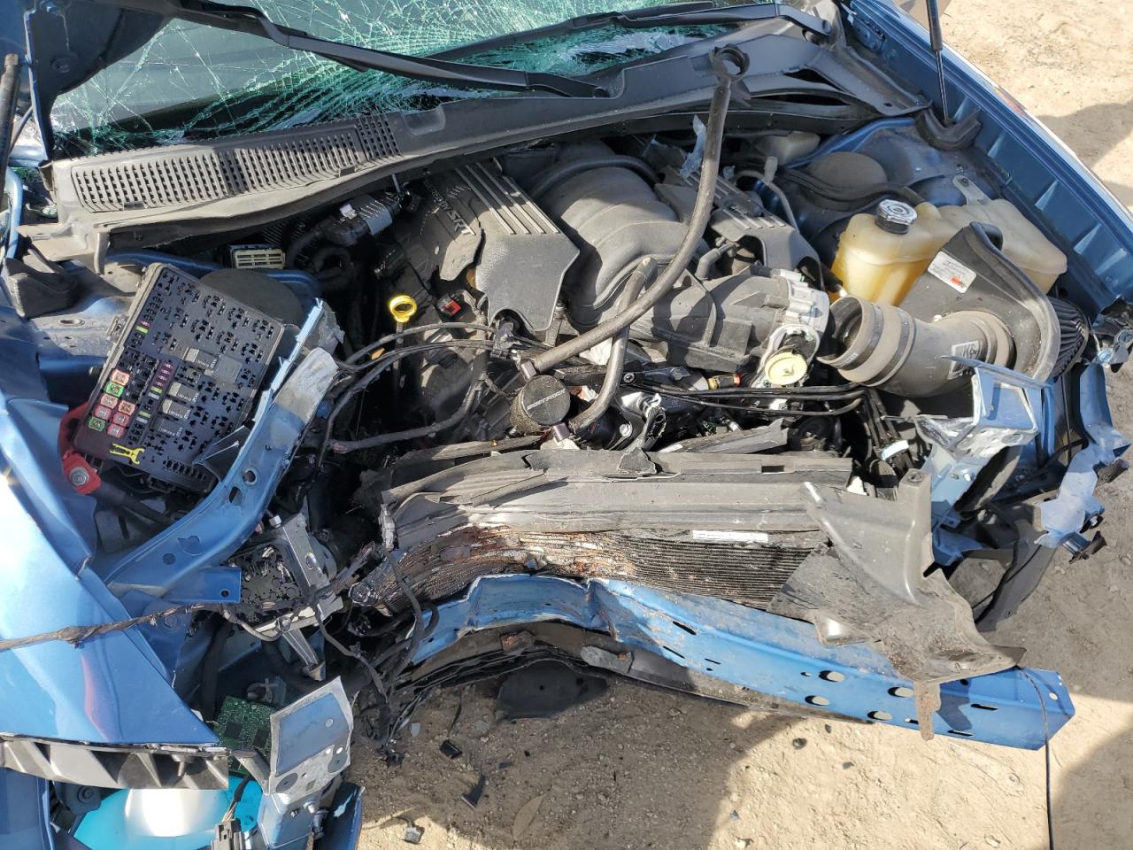 2021 Dodge Charger - Image 12