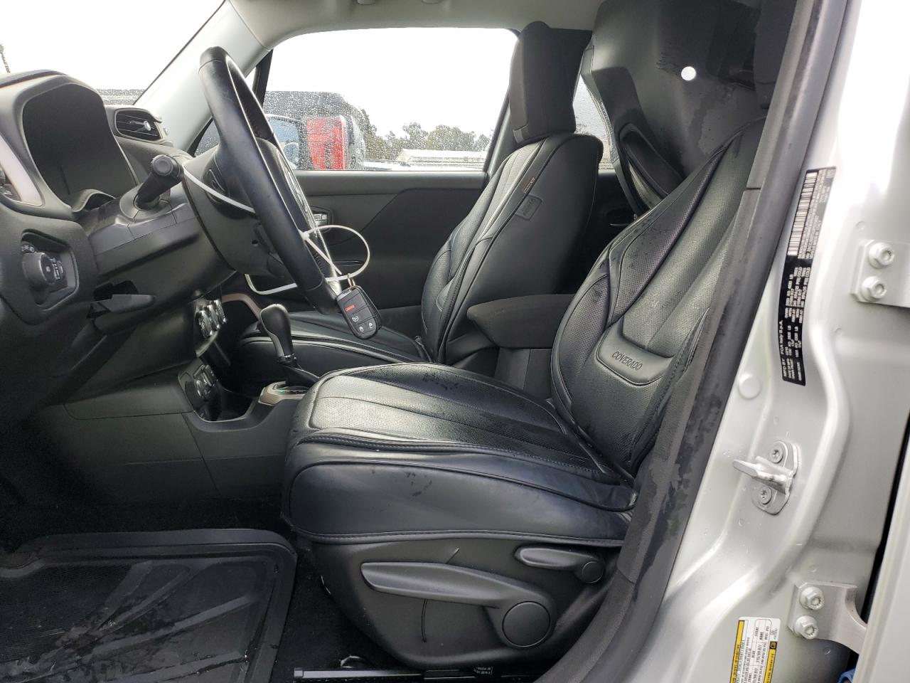2016 Jeep Renegade - Image 7