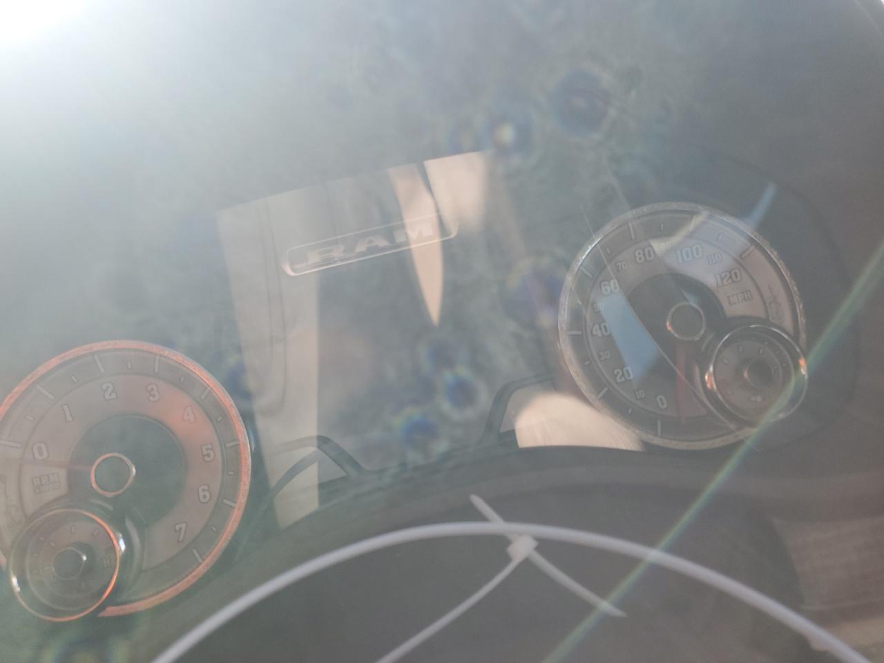 2020 RAM 1500 - Image 9