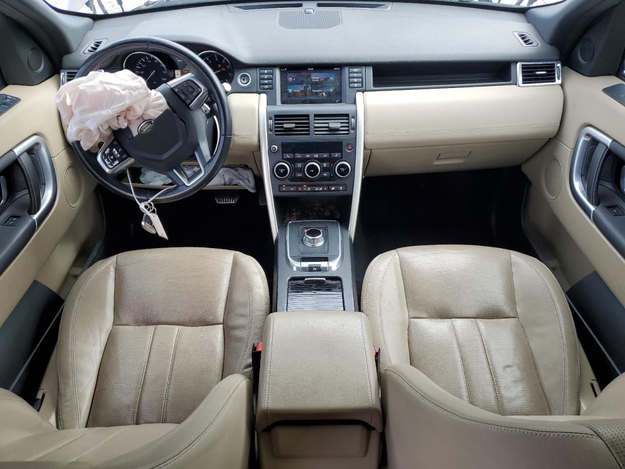 2016 Land Rover Discovery - Image 8