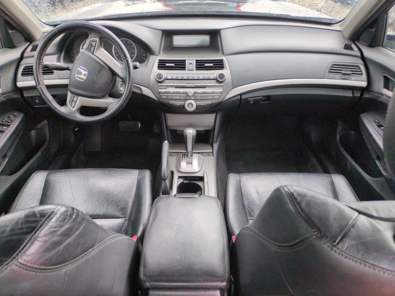 2011 Honda Accord - Image 8