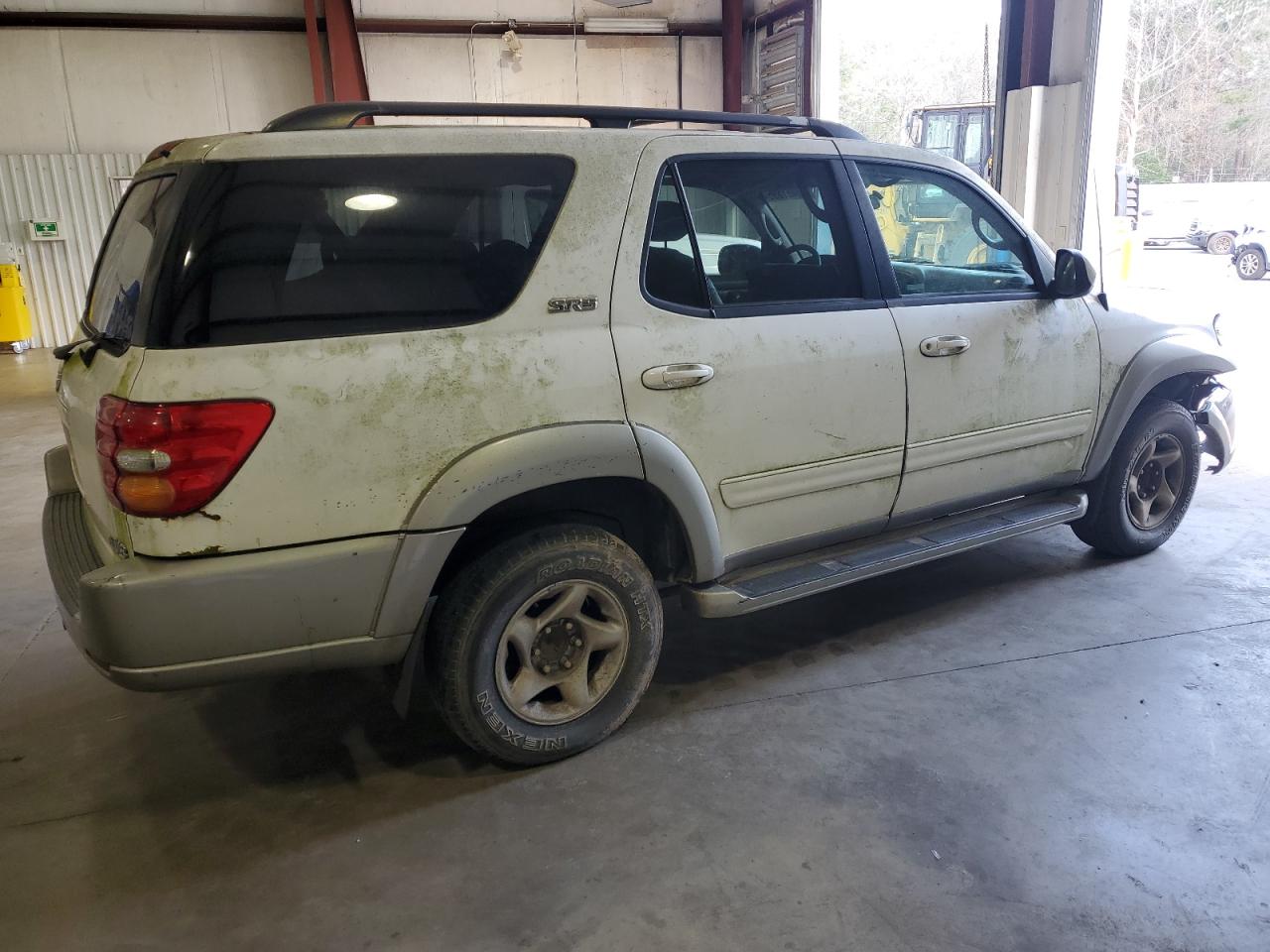 2002 Toyota Sequoia - Image 3