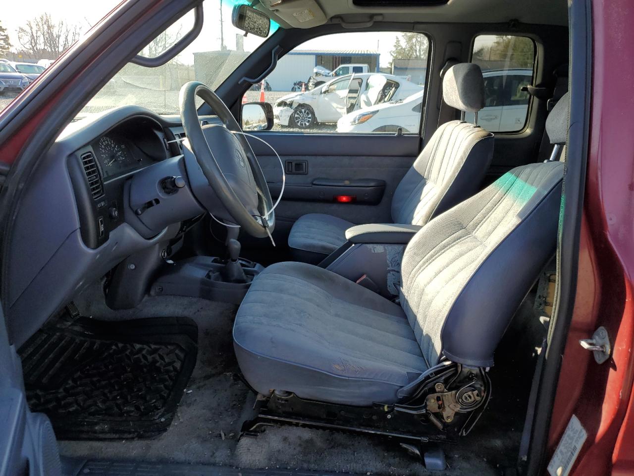 2000 Toyota Tacoma - Image 7