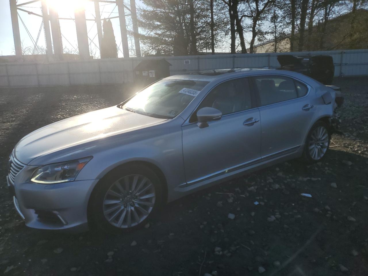 2016 Lexus Ls 460L продається в Windsor, NJ - Rear End