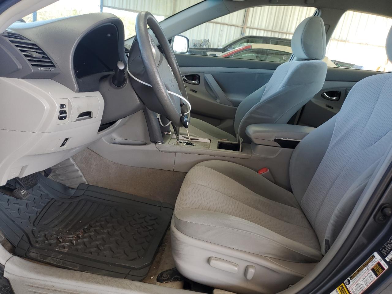 2010 Toyota Camry - Image 7