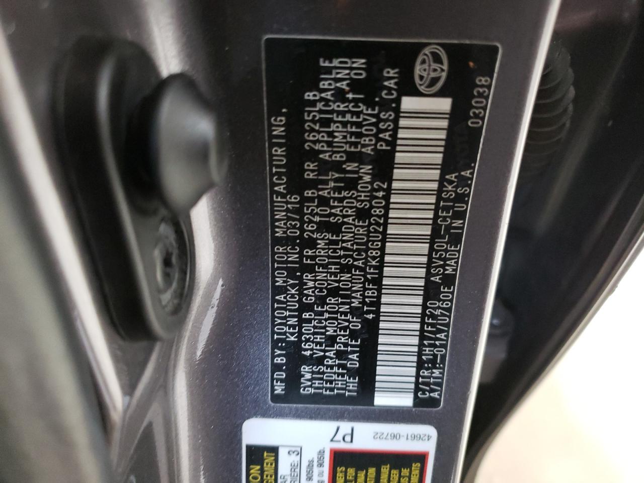 2016 Toyota Camry - Image 12