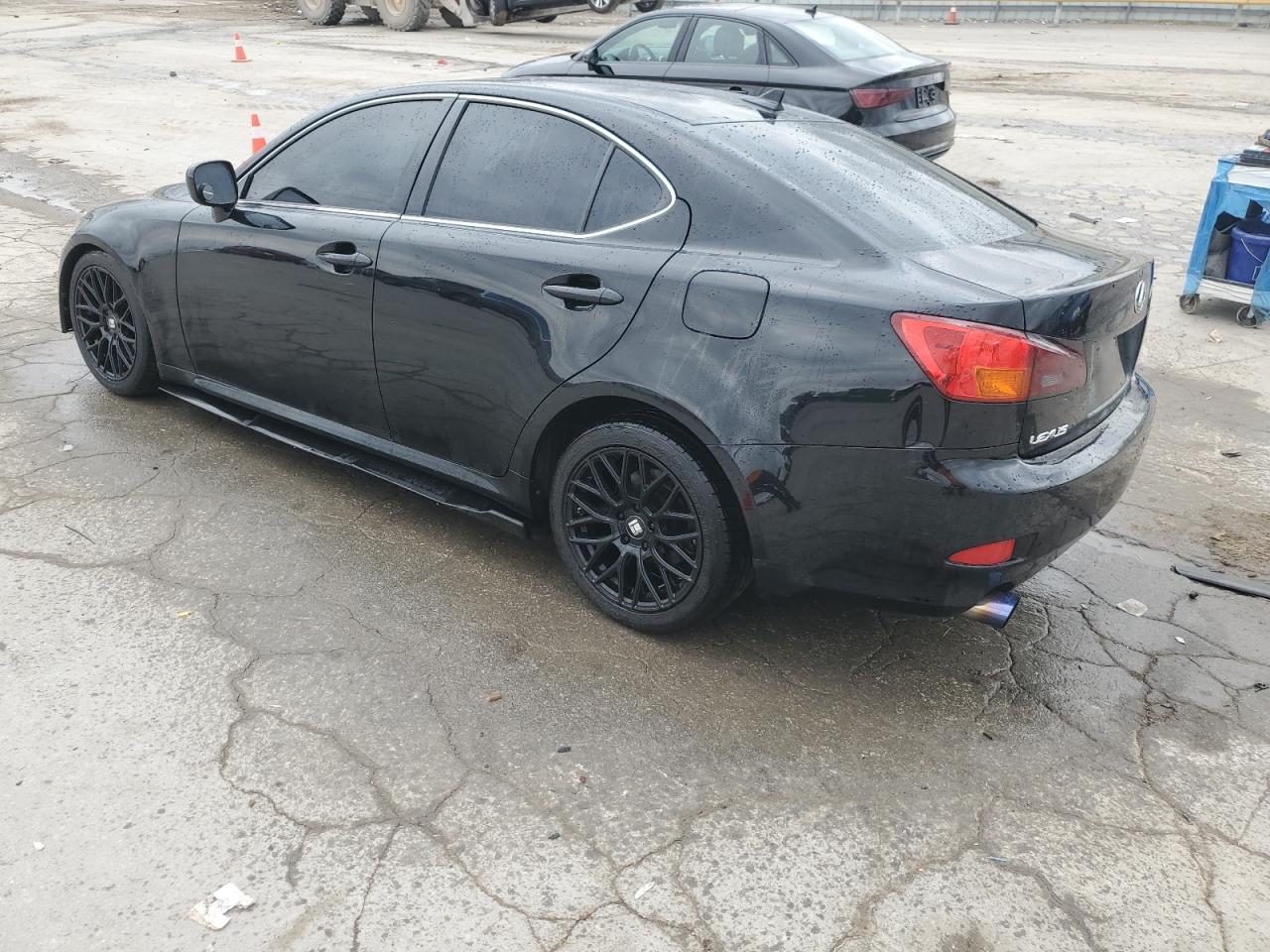 2007 Lexus IS - Image 2